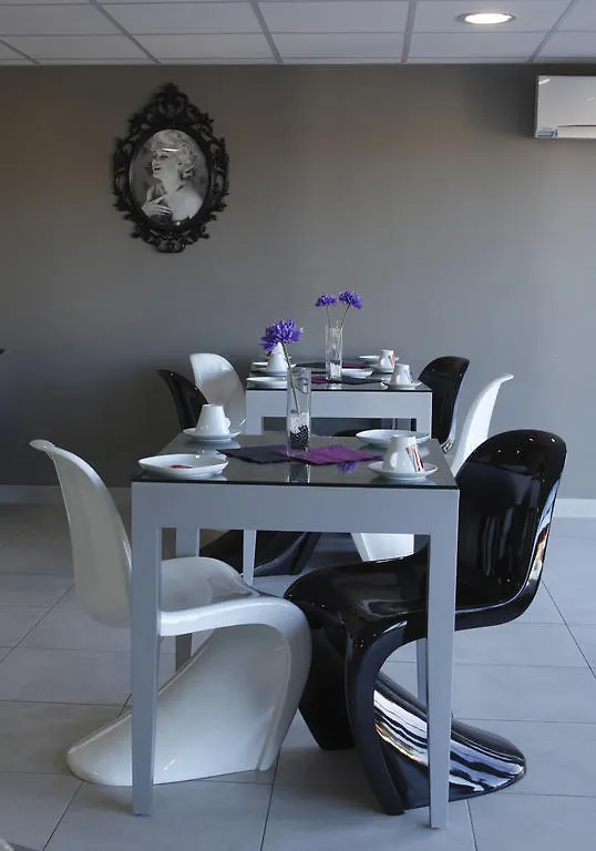 ***  Aparthotel Adonis Carry Le Rouet - Adriana France